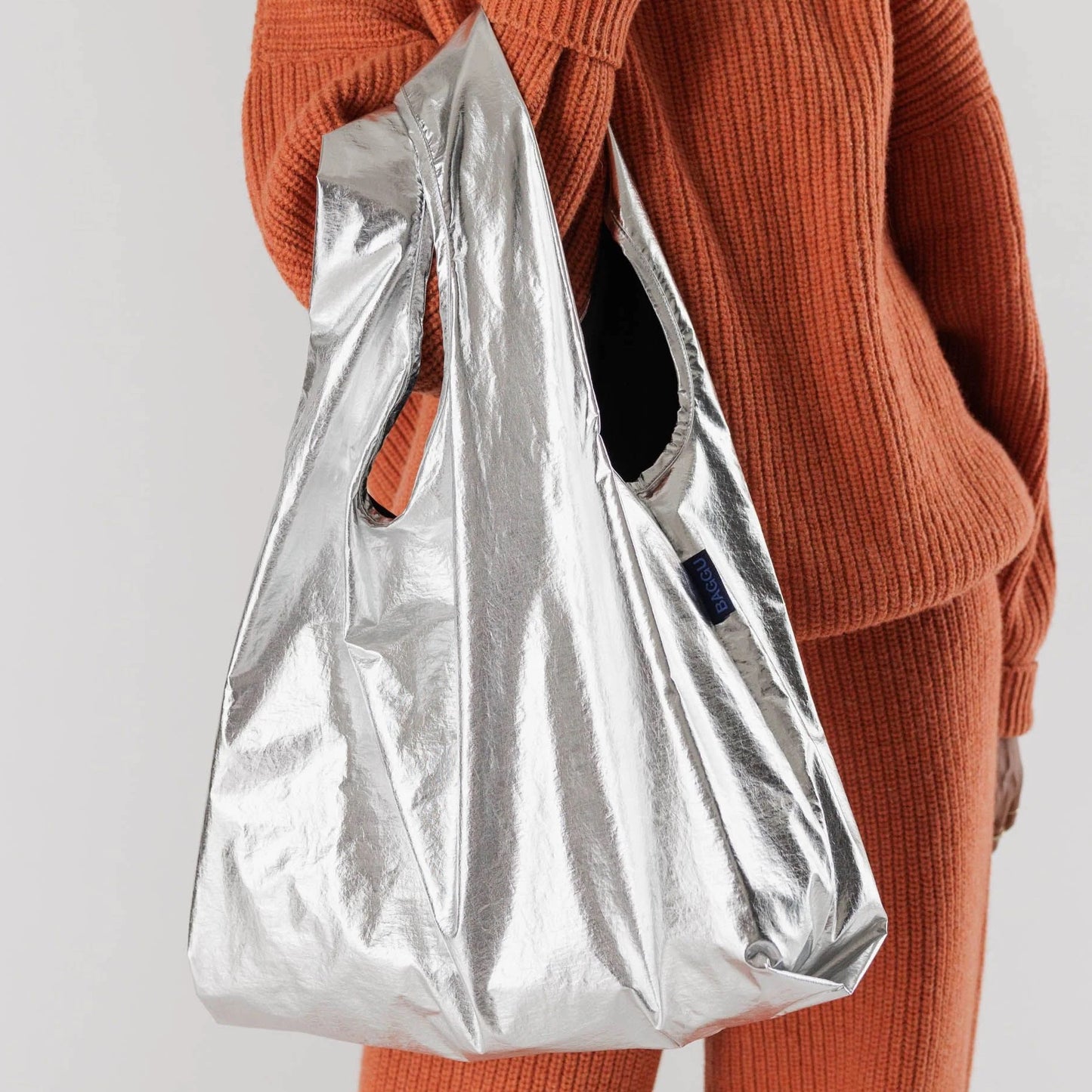 Metallic Silver Standard Baggu