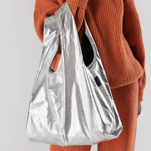 Metallic Silver Standard Baggu